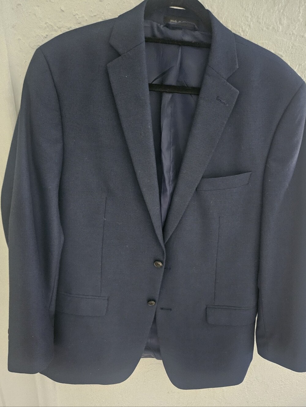 Van Heusen Men's 2-Piece Suit Navy Blue - Jacket 42L / Pants 36W x 32L